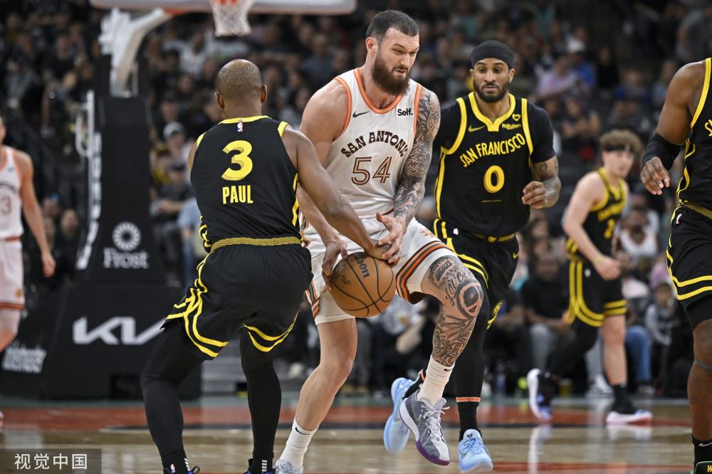 观众对球队 观众对球队