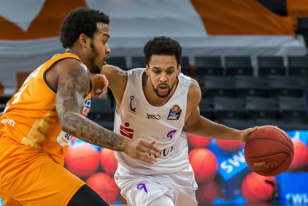 尤其在关键 尤其在关键