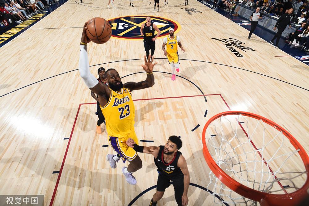 一些球员和 一些球员和