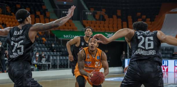 在激烈的比 在激烈的比