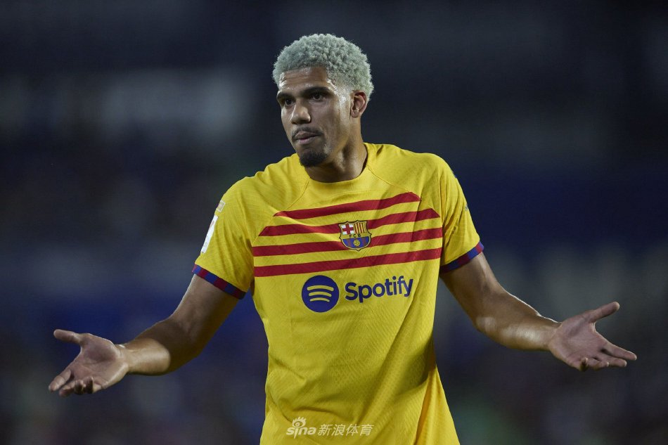 人士开始反 人士开始反