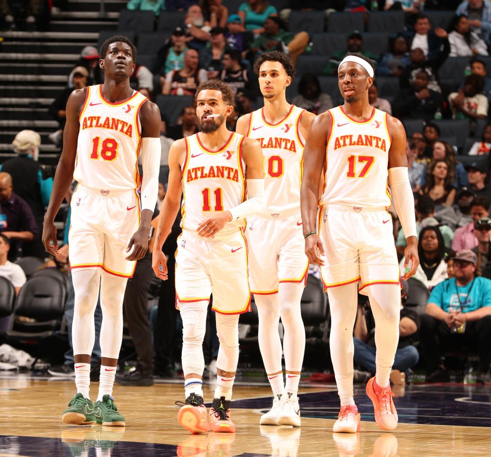 更包含了戏 更包含了戏